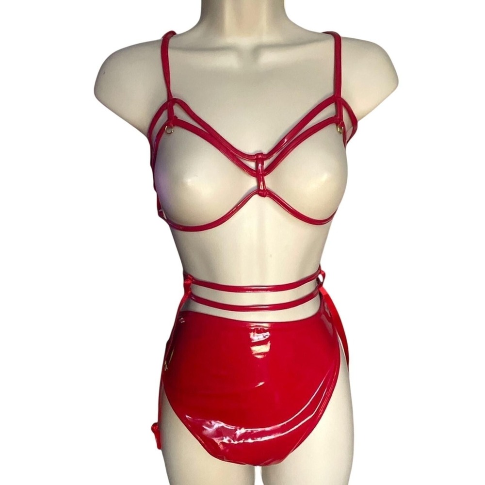 NWT $88 Size XL Fredericks of Hollywood "Leisel" Red Pleather 3 pc Lingerie Set